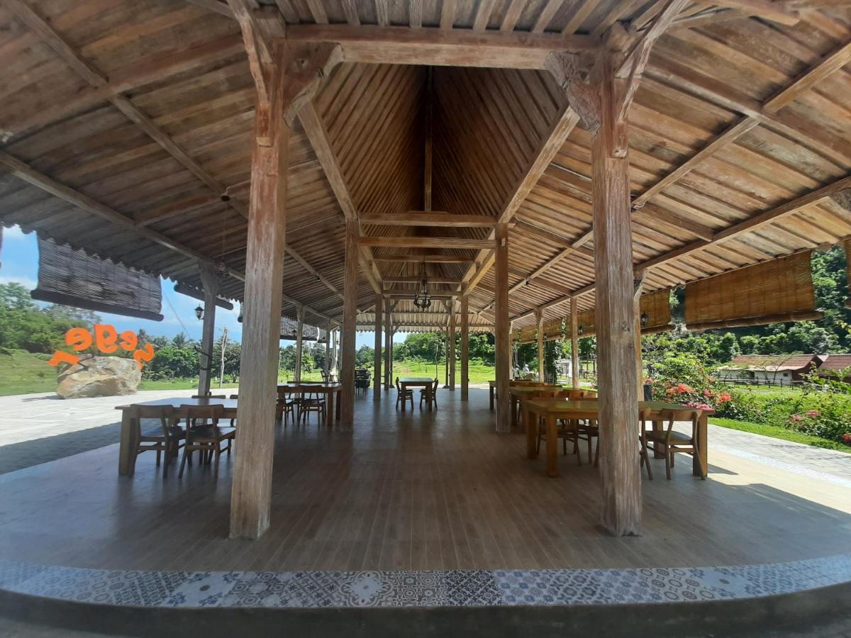 Seger Nusantara Hostel Kalisat Εξωτερικό φωτογραφία